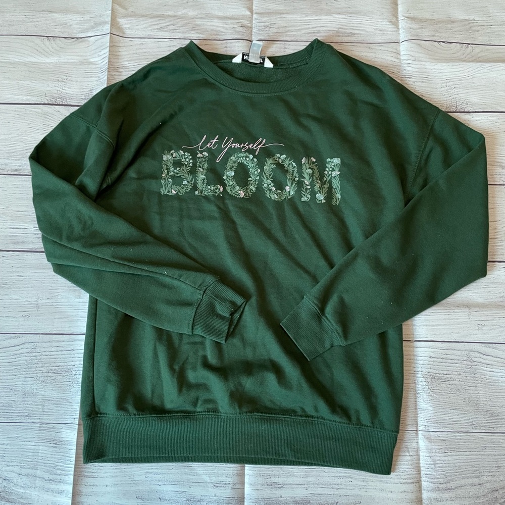 Nine West Let Yourself Bloom Crewneck